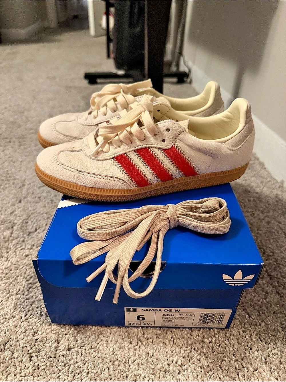 adidas Samba OG W Sneakers White & Red US 6 Like New